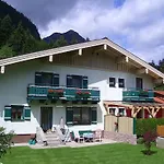Hausmenneweger Apartamento Annaberg im Lammertal