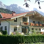 Hausmenneweger