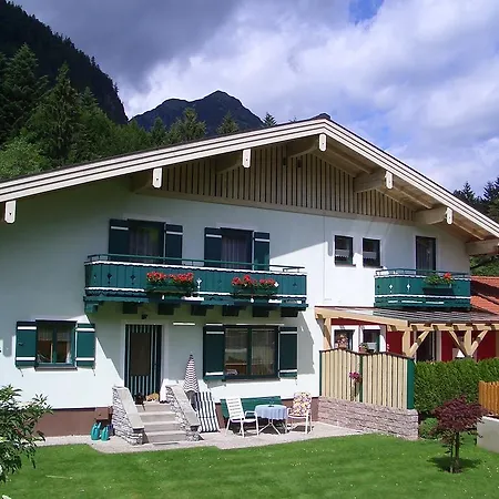 Hausmenneweger Apartman Annaberg im Lammertal