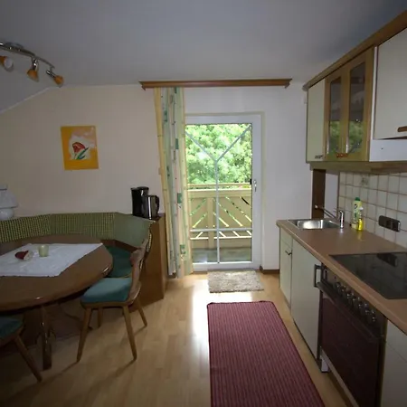 Hausmenneweger Apartment *