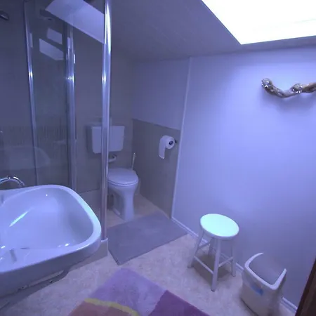 Hausmenneweger Apartment *